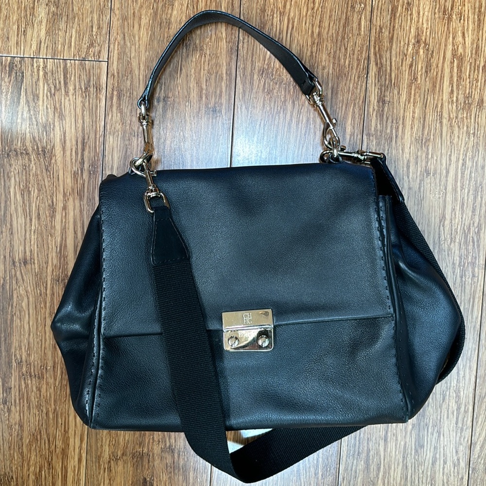 Carolina Herrera Leather shoulder / crossbody bag